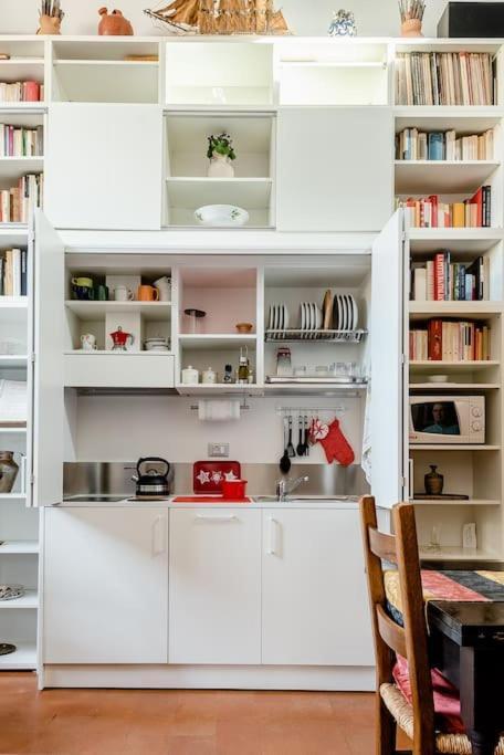 - Anthurium Apartment *